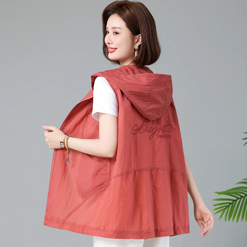 防晒马甲女轻薄透气2025夏季新款中年妈妈简约减龄防晒服