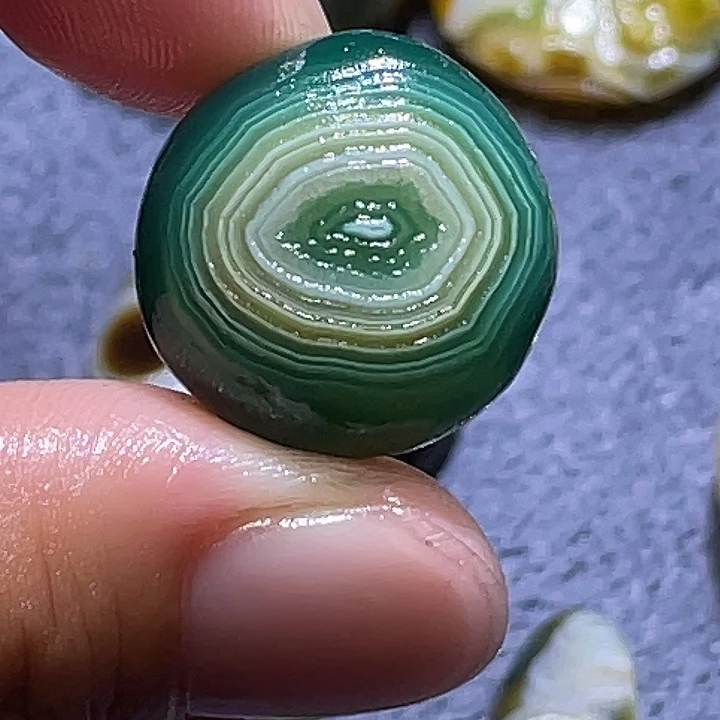 玛瑙/玉髓未镶嵌珠宝奇石
