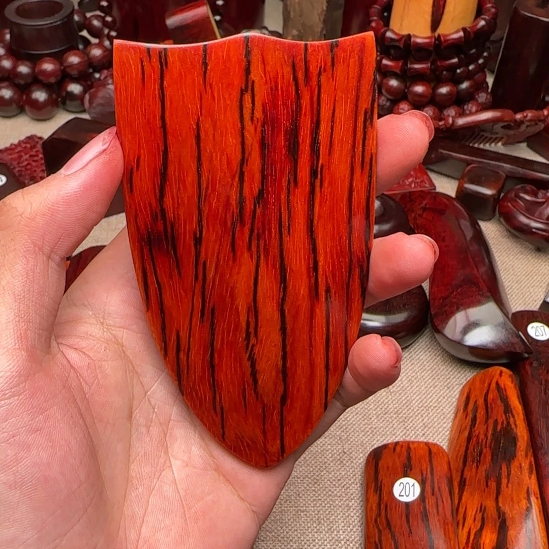 北***狼檀香紫檀（小叶紫檀）