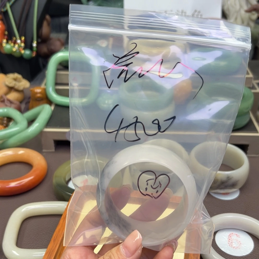 未镶嵌手镯石英岩玉?****?