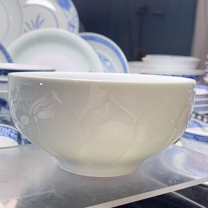 碗隐青雕塑荷花六寸面碗