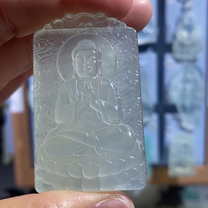 岫玉未镶嵌颈饰吊坠