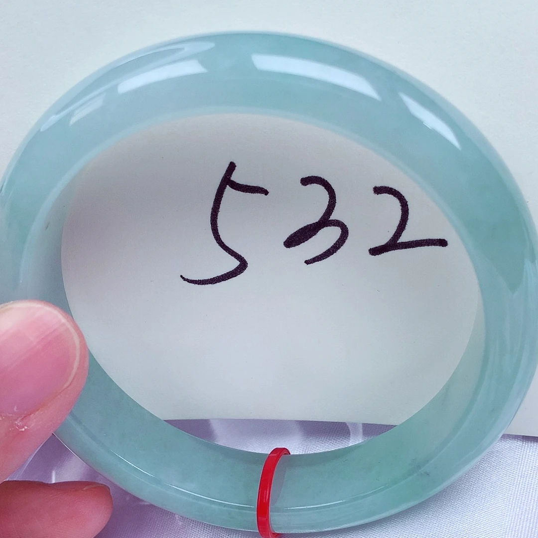 翡翠未镶嵌手镯翡翠