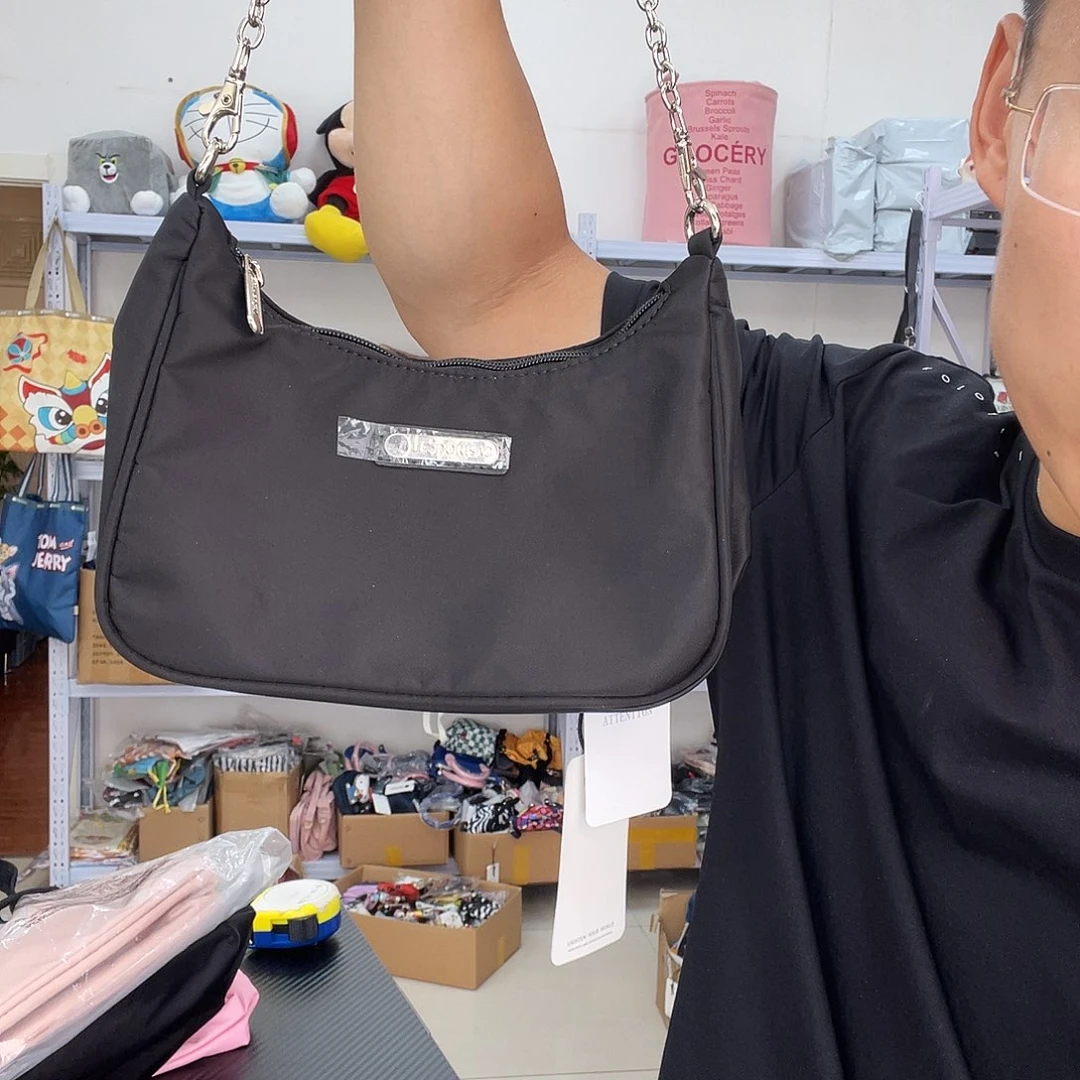 PU化妆包等产品和