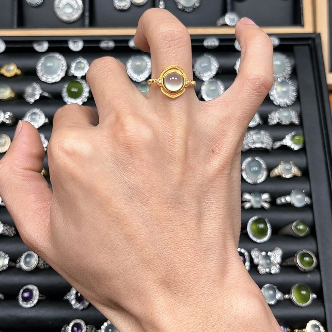 【闪购商品】岫玉戒指银S925镶嵌桃***姐