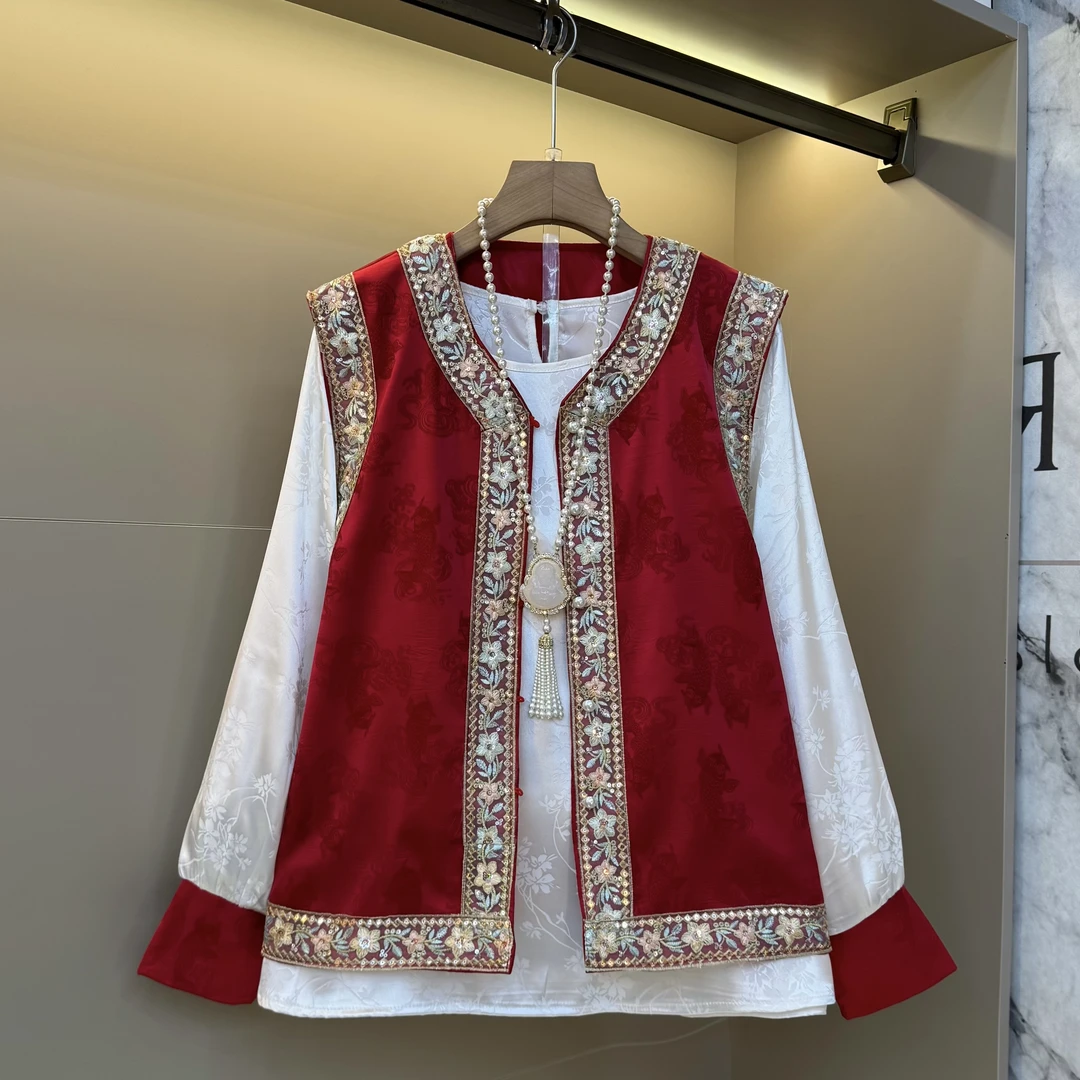 2025气质洋气百搭轻奢复古刺绣大码胖mm内搭+提花马甲套装2609