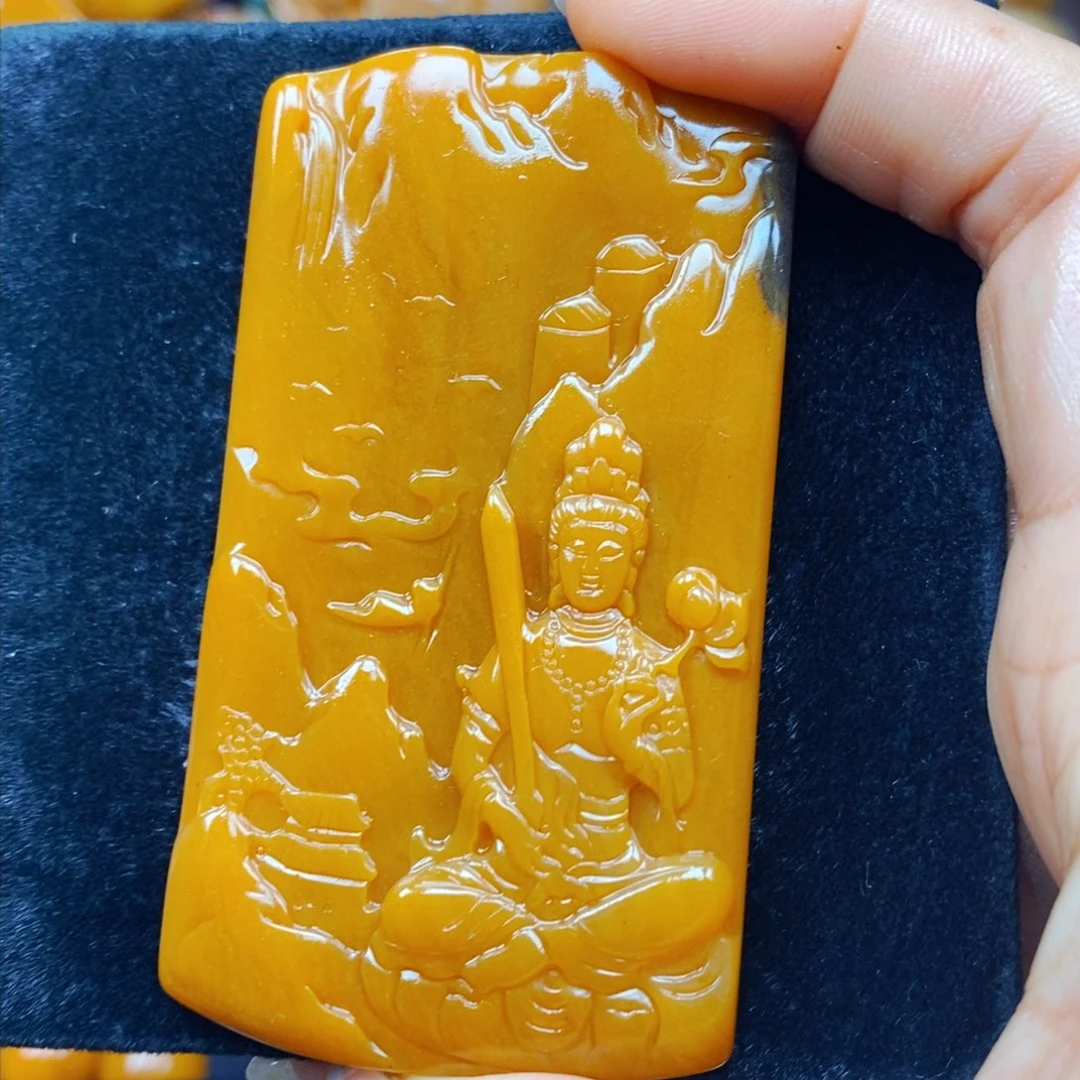 未镶嵌石英质玉（黄龙玉）颈饰