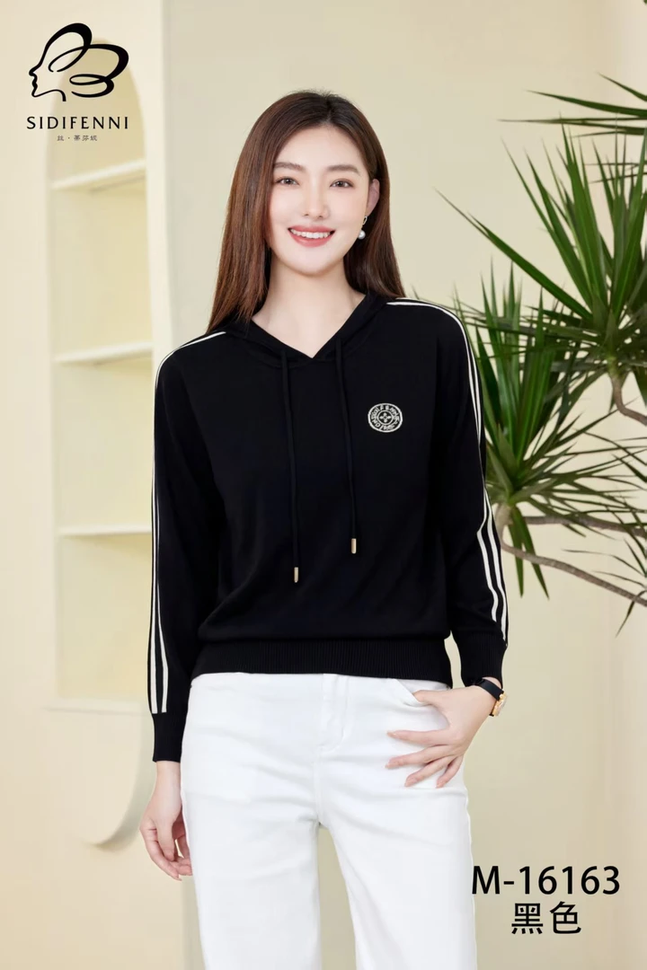 时尚帽款天丝T恤16163