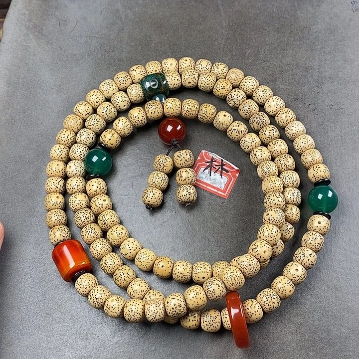 星月菩提吊坠菩提