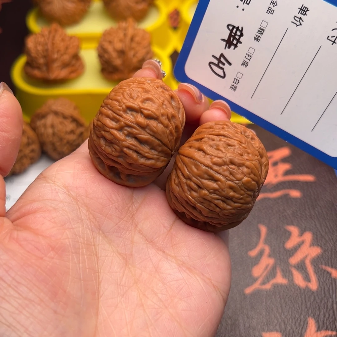 文玩核桃吊坠40铁锤妹妹40尺