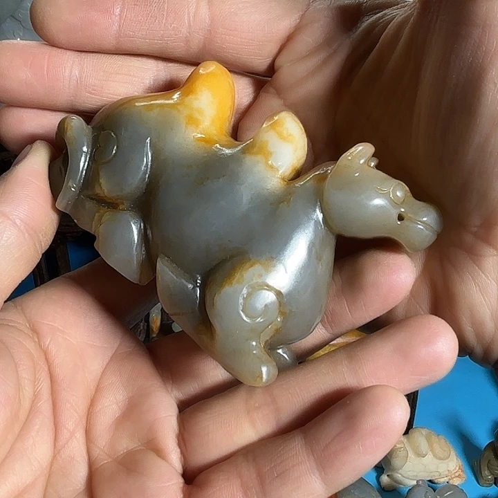 北***利和田玉未镶嵌挂件