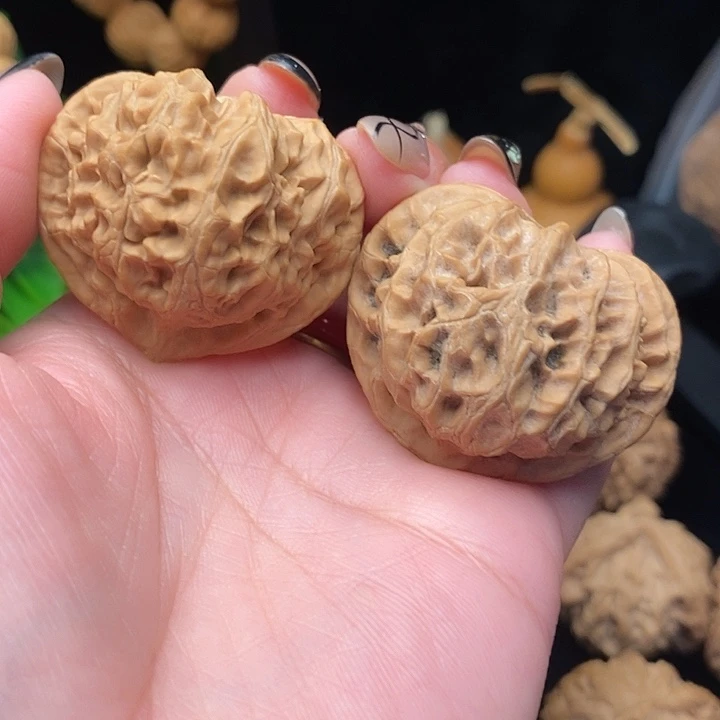 核桃玉玺宫灯狮子头