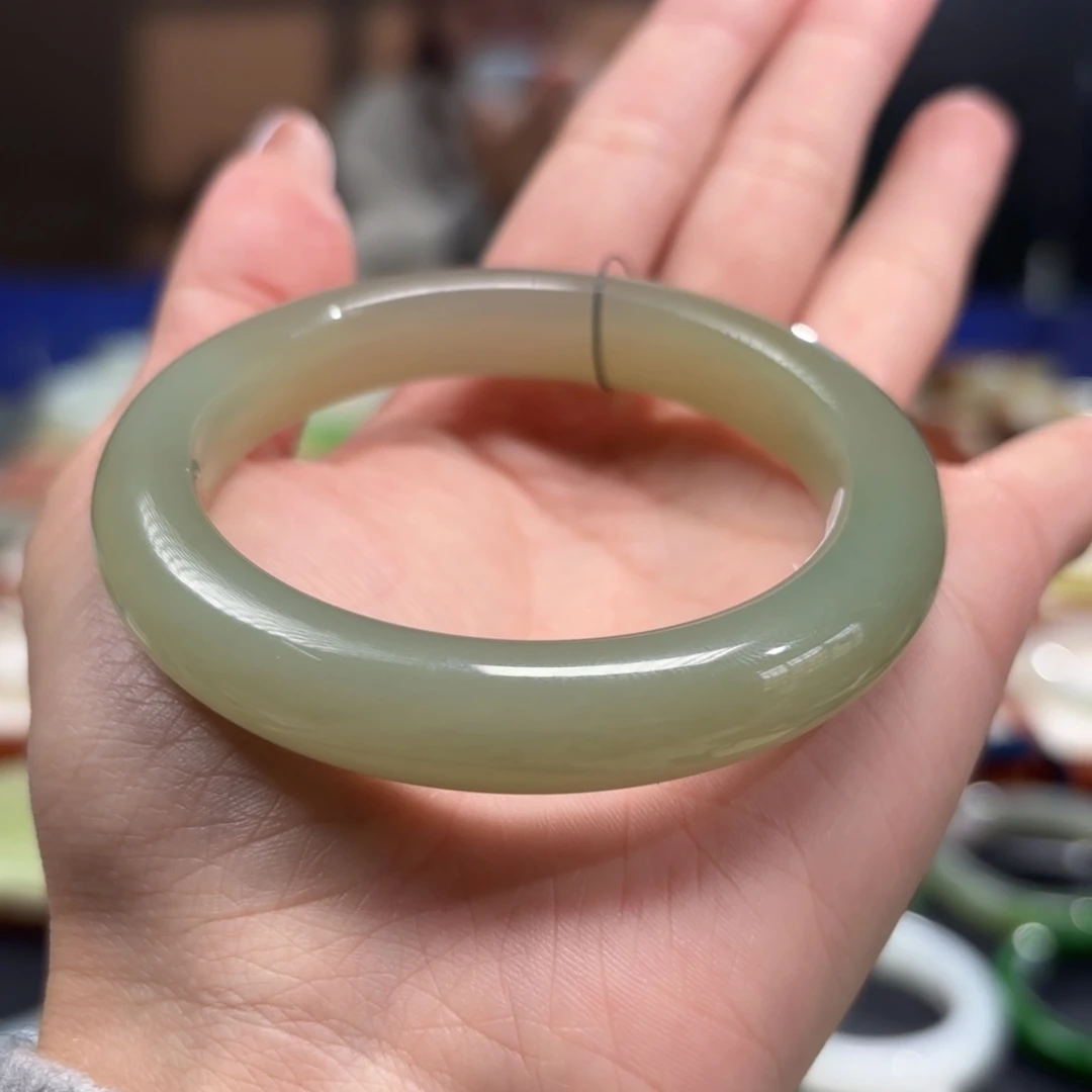 和田玉未镶嵌手链55 56圈