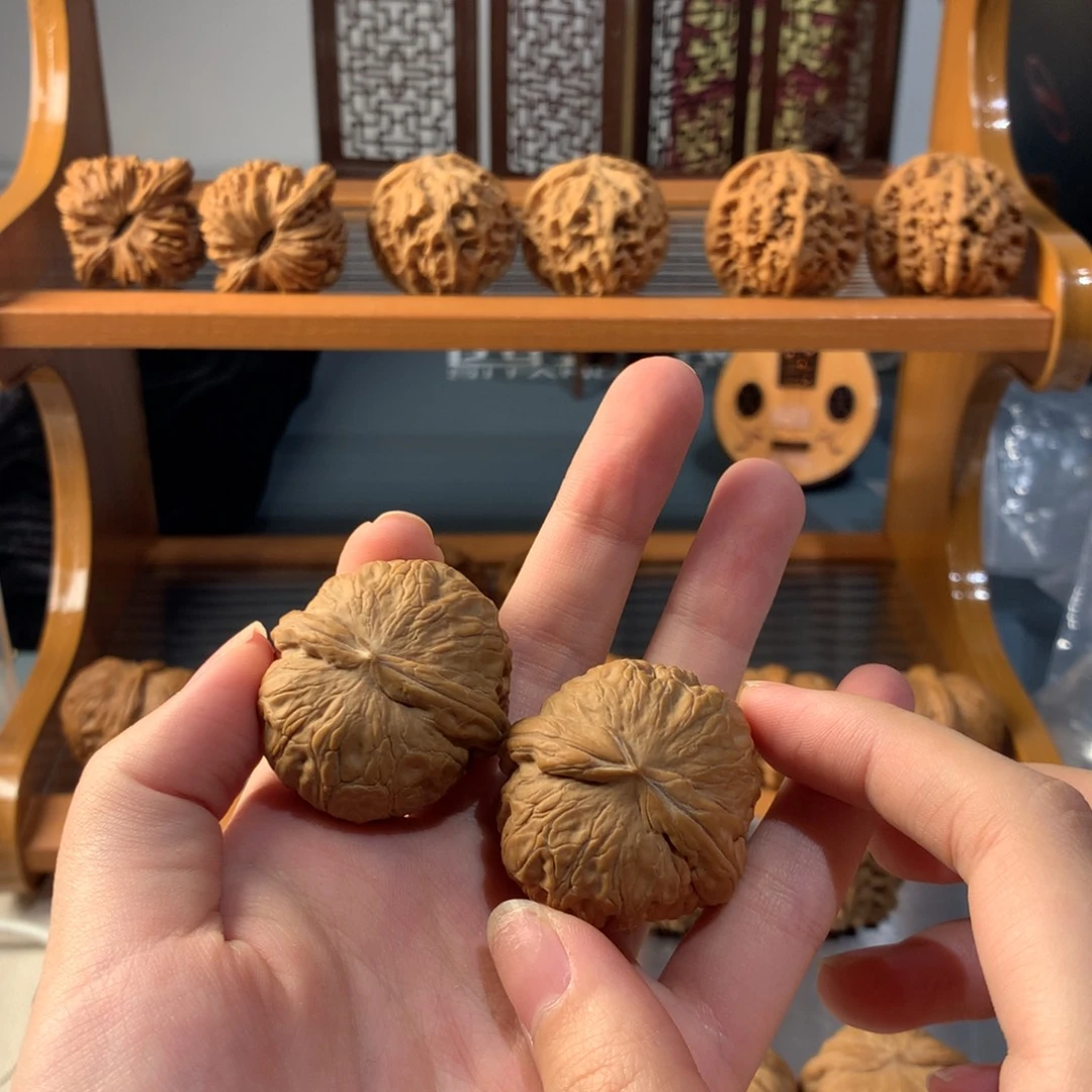 文玩核桃吊坠37球宝