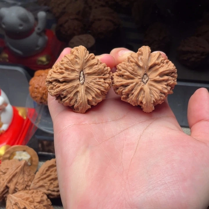 核桃把件那*、南疆石43全品白茬文玩