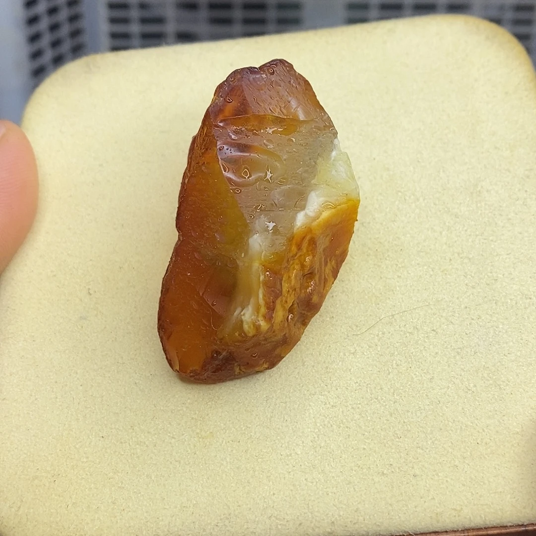定制蜜蜡未镶嵌梨