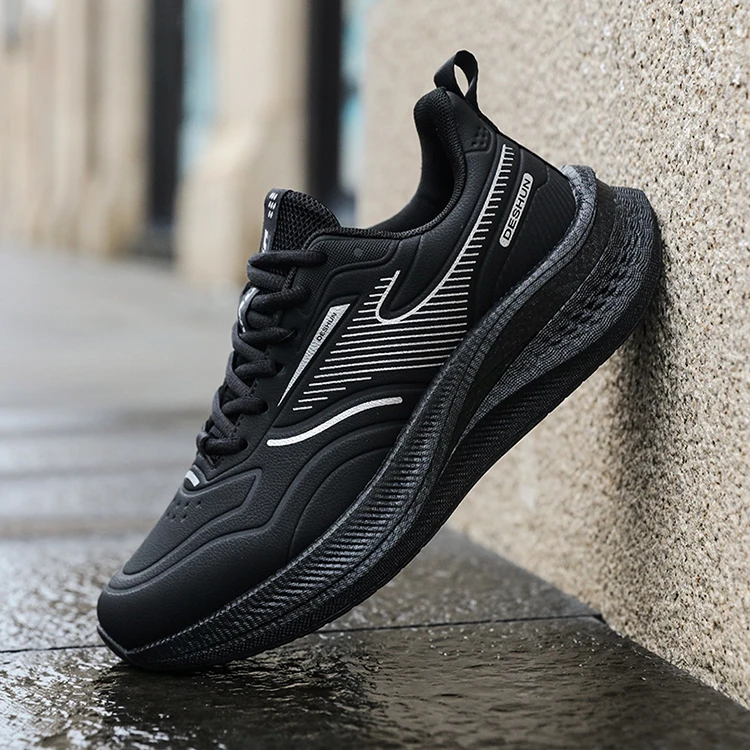 秋冬款运动跑鞋全皮面上班通勤百搭耐脏简约时尚休闲运动鞋DS2025