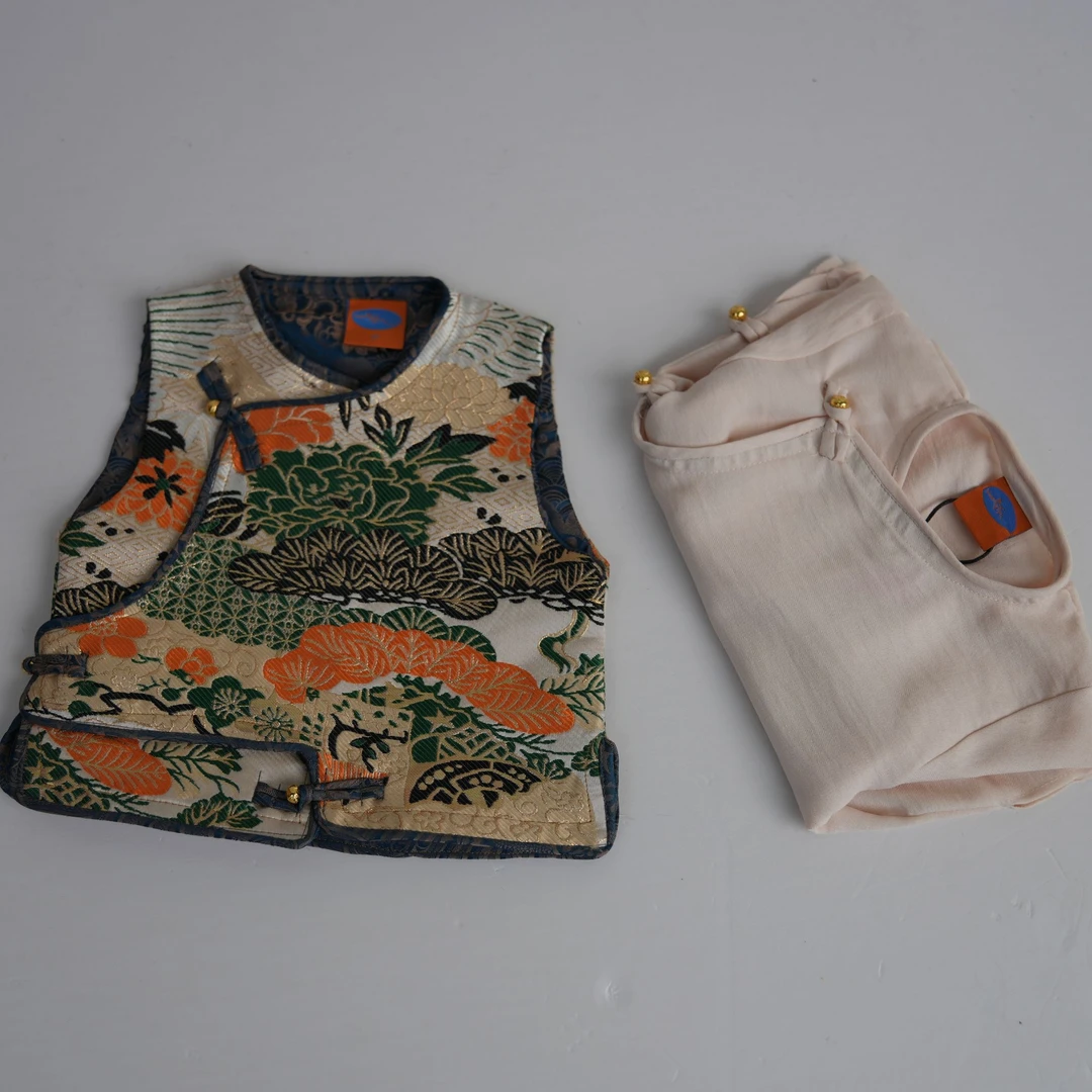 妈妈宝贝民族童装、春夏款宝宝马甲民族风格同款藏装好穿更好看