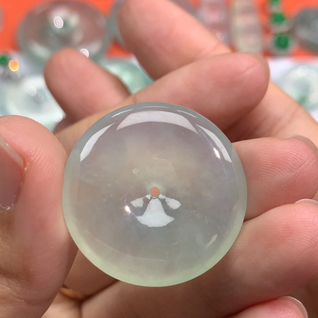翡翠未镶嵌颈饰16