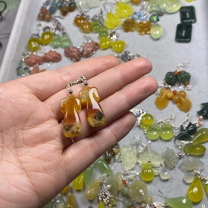 蛇纹石玉未镶嵌挂件耳饰耳环项链