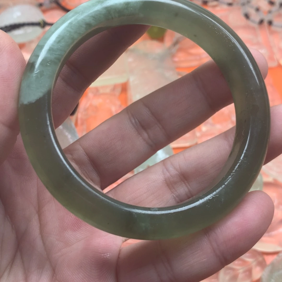 【闪购商品】未镶嵌蛇纹石玉颈饰