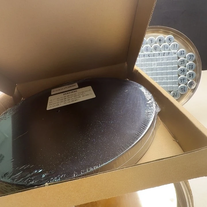 变色龙特氟龙3.5公斤大满磁拉饵盘