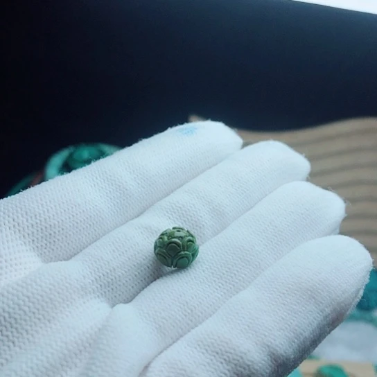 颈饰未镶嵌南红玛瑙