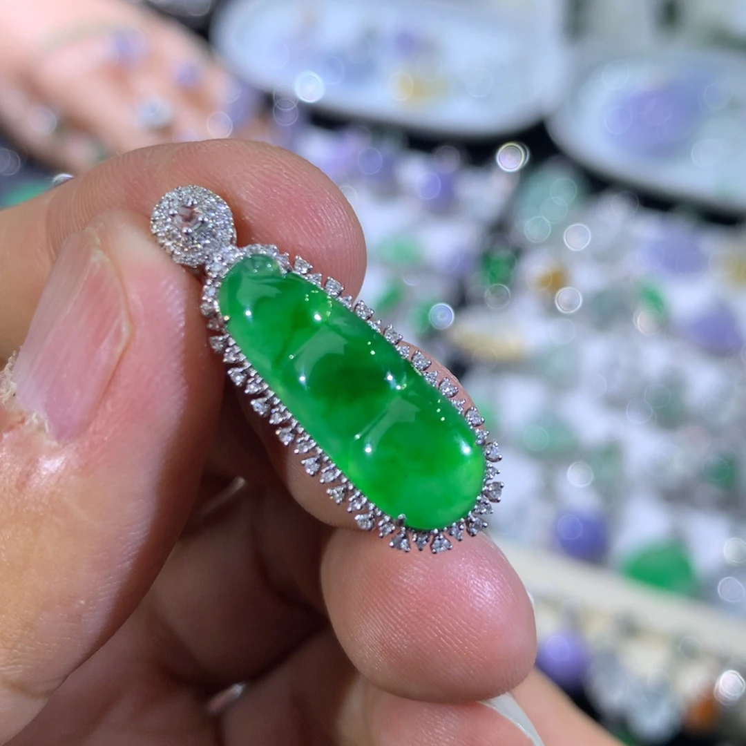 翡翠18K金镶嵌吊坠(不含链)