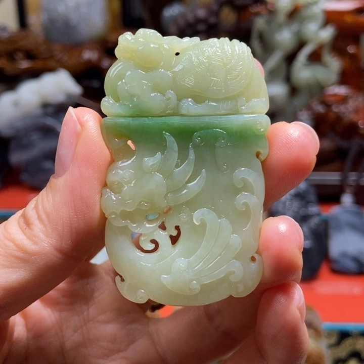 颈饰未镶嵌和田玉张*甄