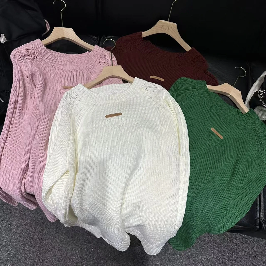 （老三）韩版长袖圆领女装针织衫休闲百搭时尚纯色贴标毛针织衫