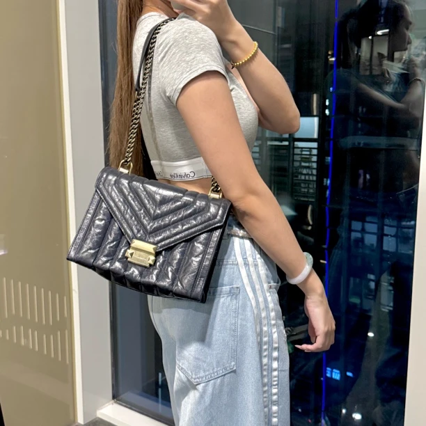 95新 MICHAELKORS/迈克高仕 信封单肩包/7205