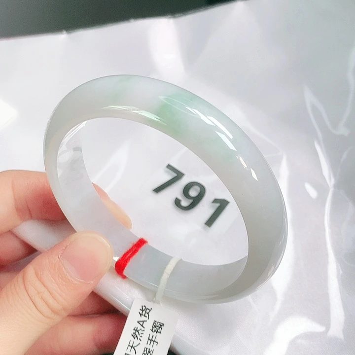 翡翠未镶嵌手镯791