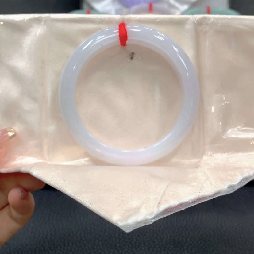 【闪购商品】翡翠手镯未镶嵌翡翠