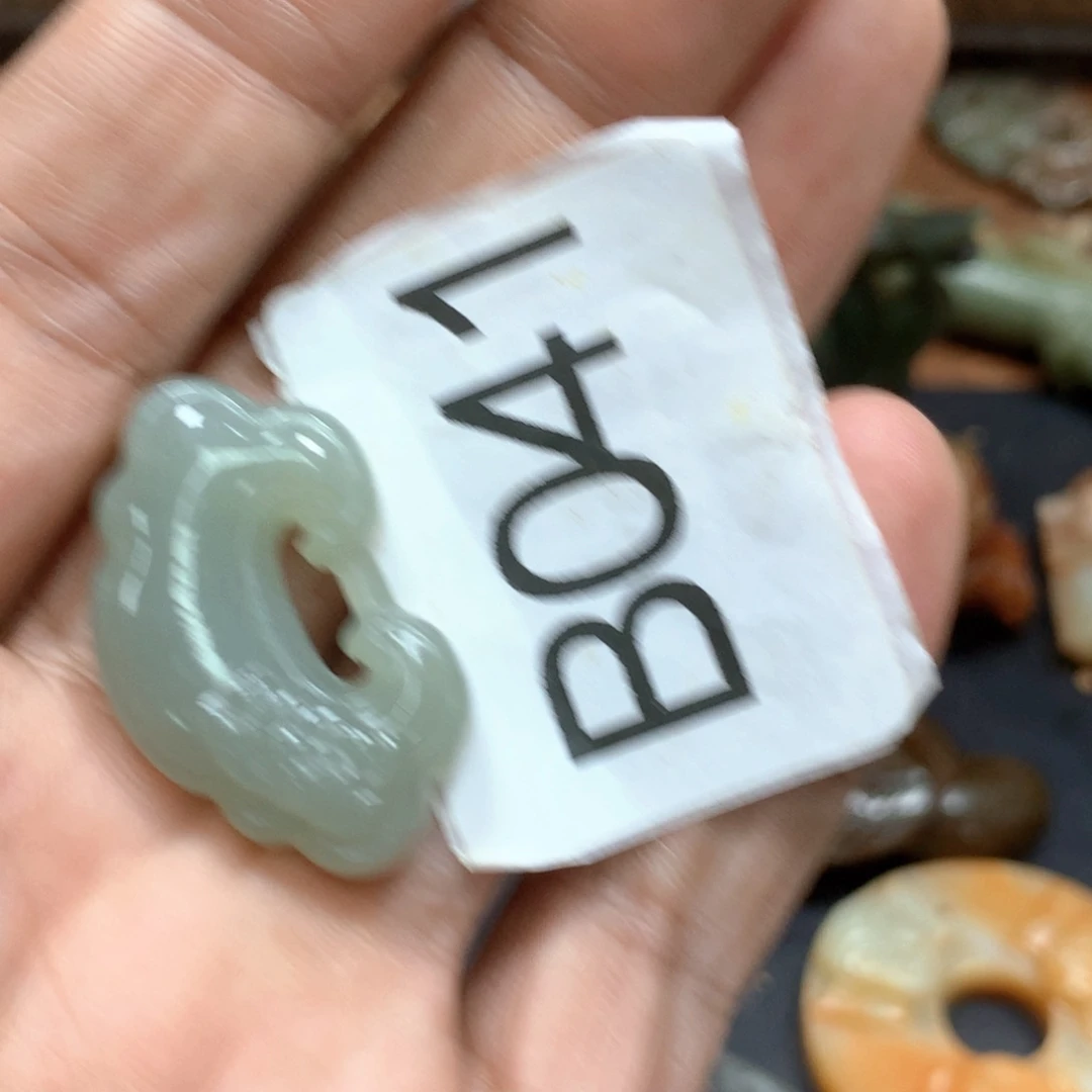 未镶嵌和田玉挂件