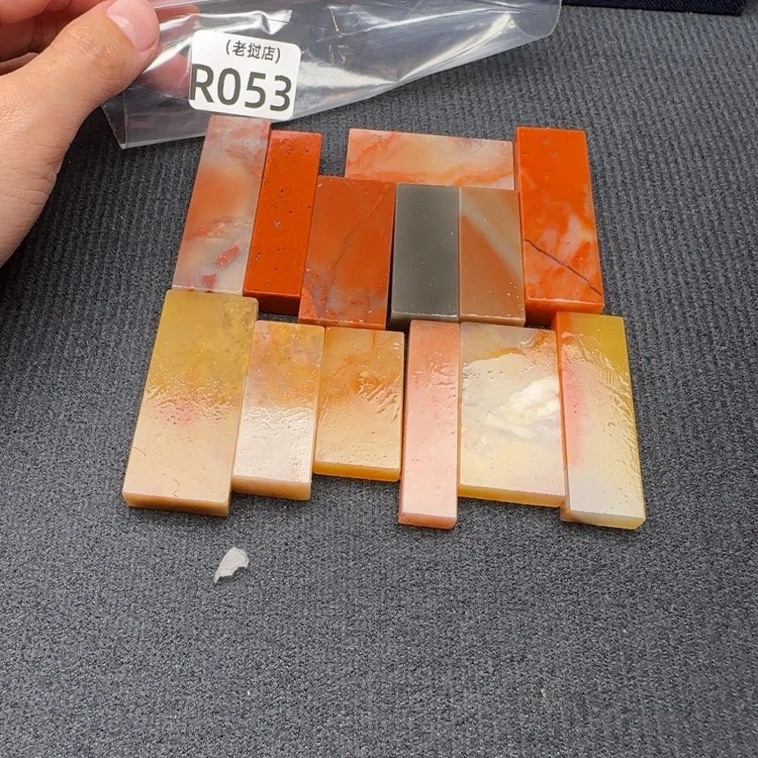 蜜***吃老挝石老挝石 老挝石