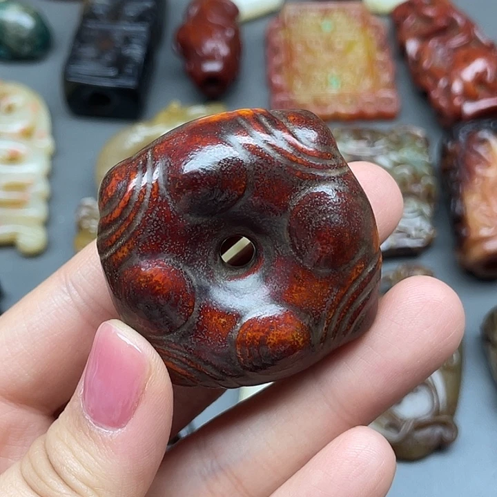 刚***刚和田玉未镶嵌颈饰