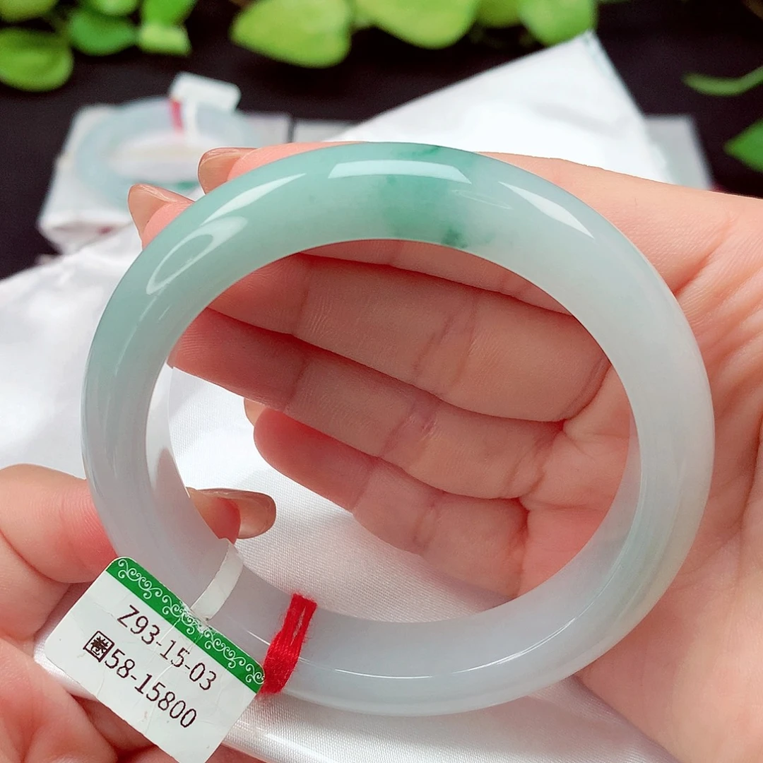 翡翠未镶嵌手镯58