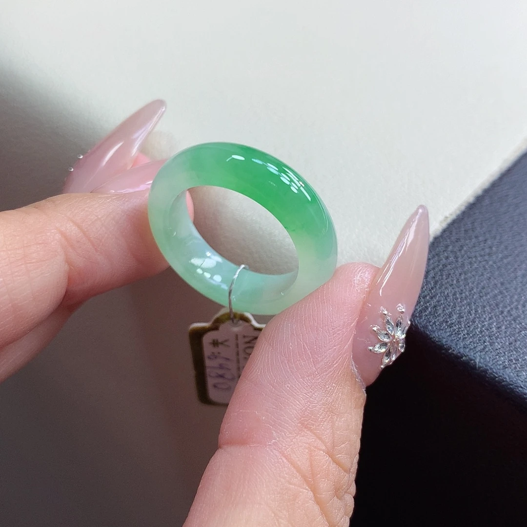 翡翠未镶嵌戒指16号