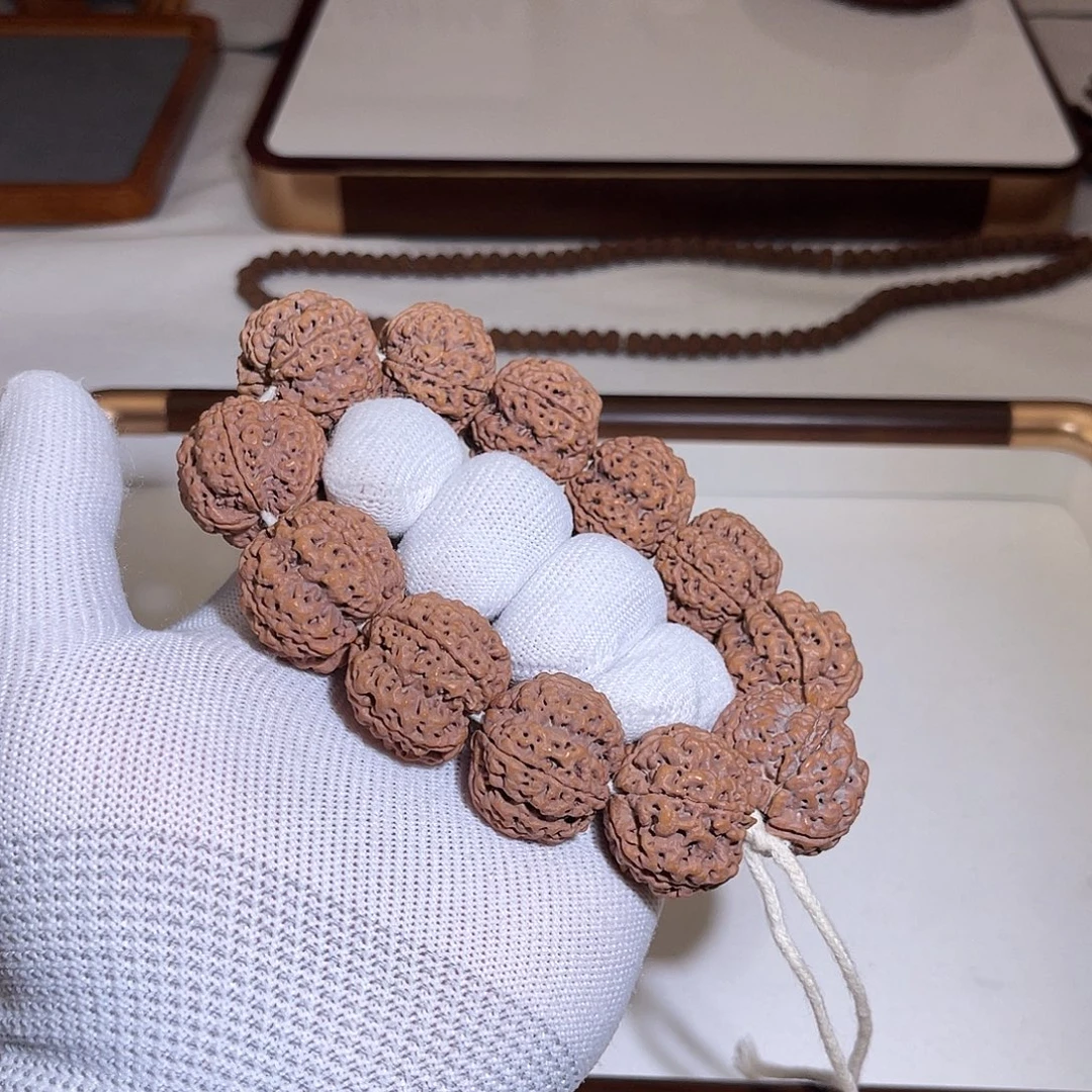 金刚菩提吊坠梅花25