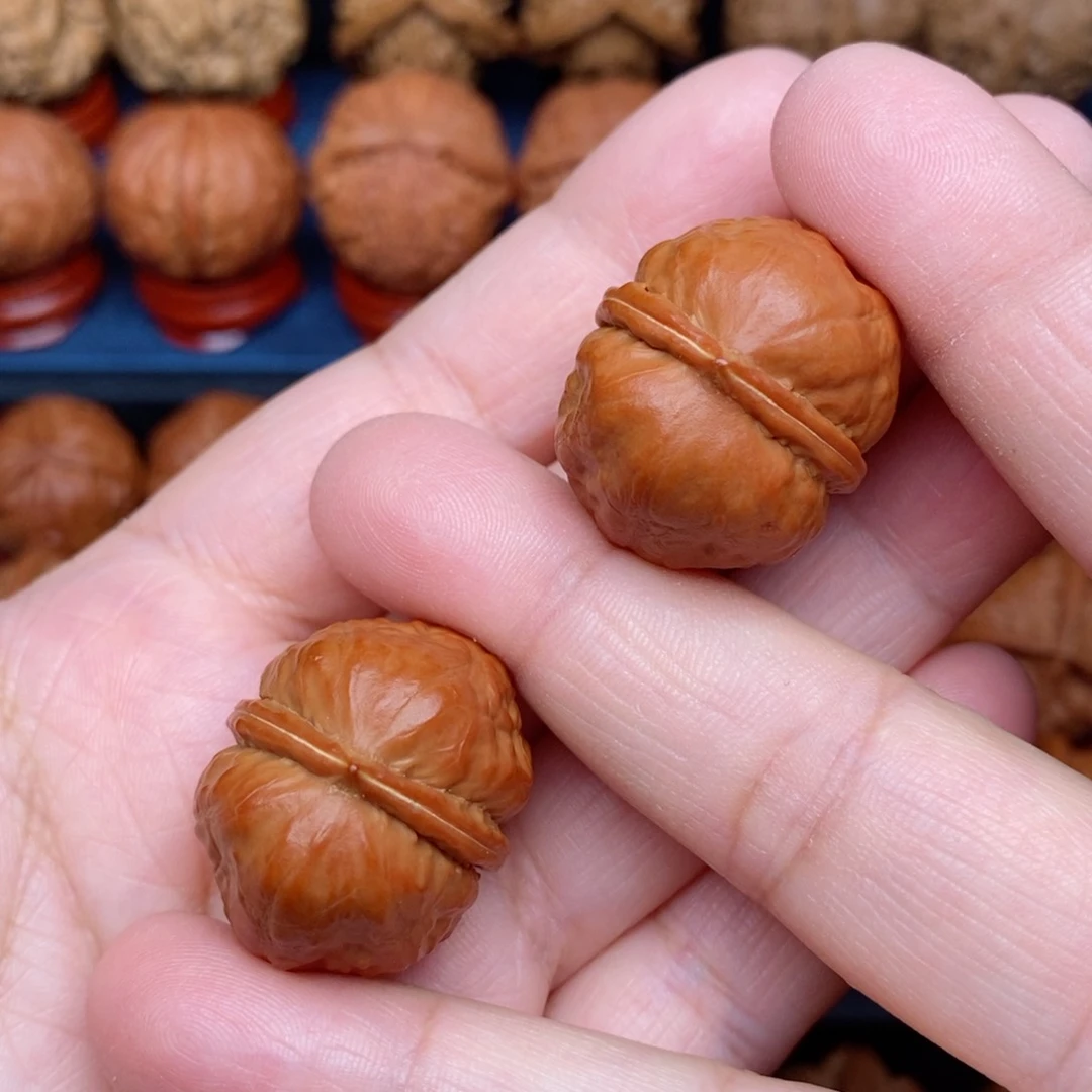 把件文玩核桃手捻野生精品元宝墩