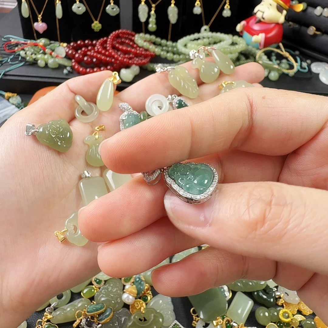 翡翠银S925镶嵌颈饰