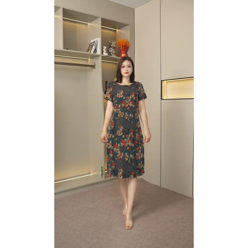 清货福利碎花遮肉显瘦气质洋气时尚宽松连衣裙