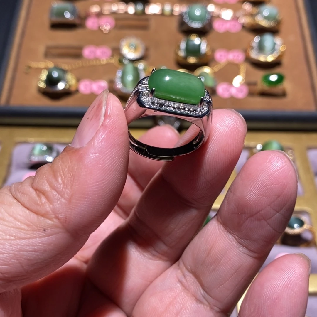 和田玉（碧玉）戒指未镶嵌