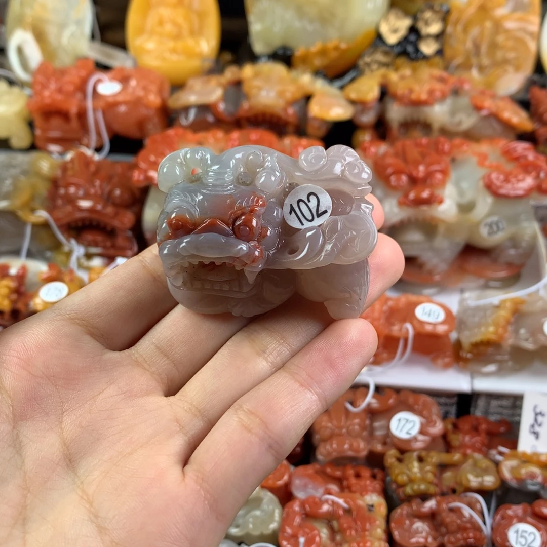 石英质玉（黄龙玉）未镶嵌挂件