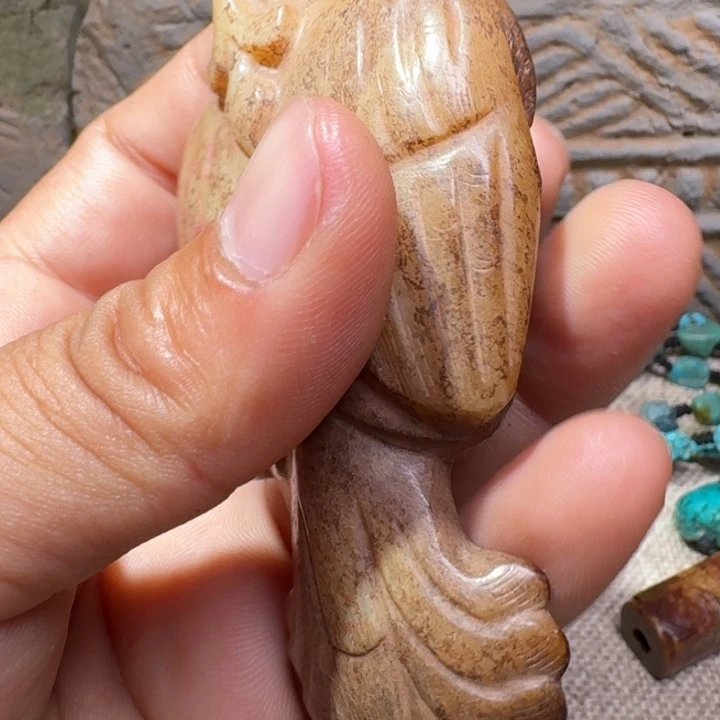 蔡***和田玉（糖玉）未镶嵌颈饰