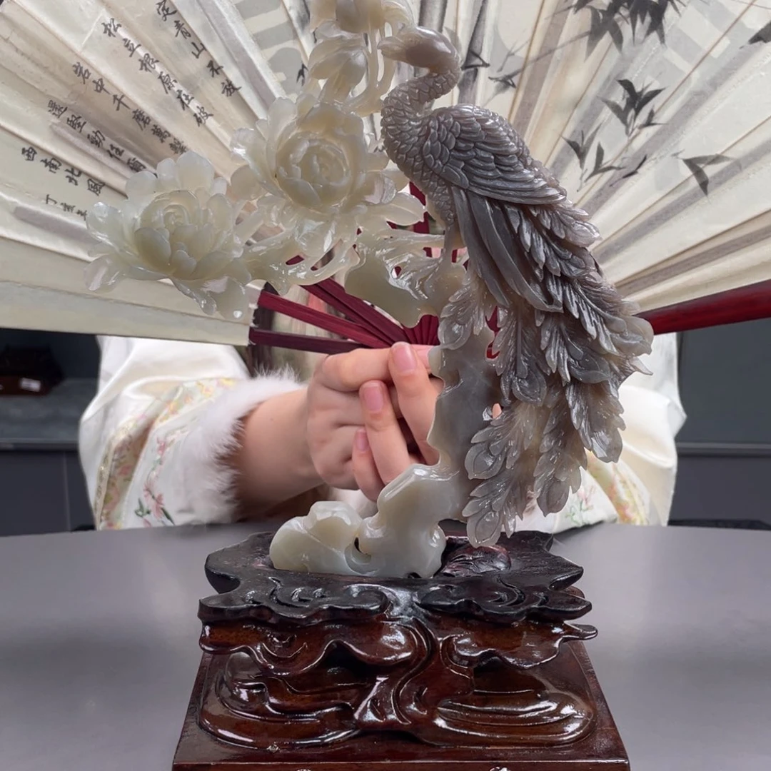 未镶嵌和田玉摆件