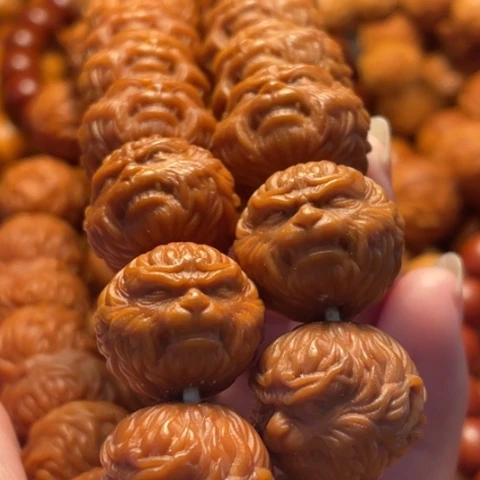 手串猴头核桃健*。舞台