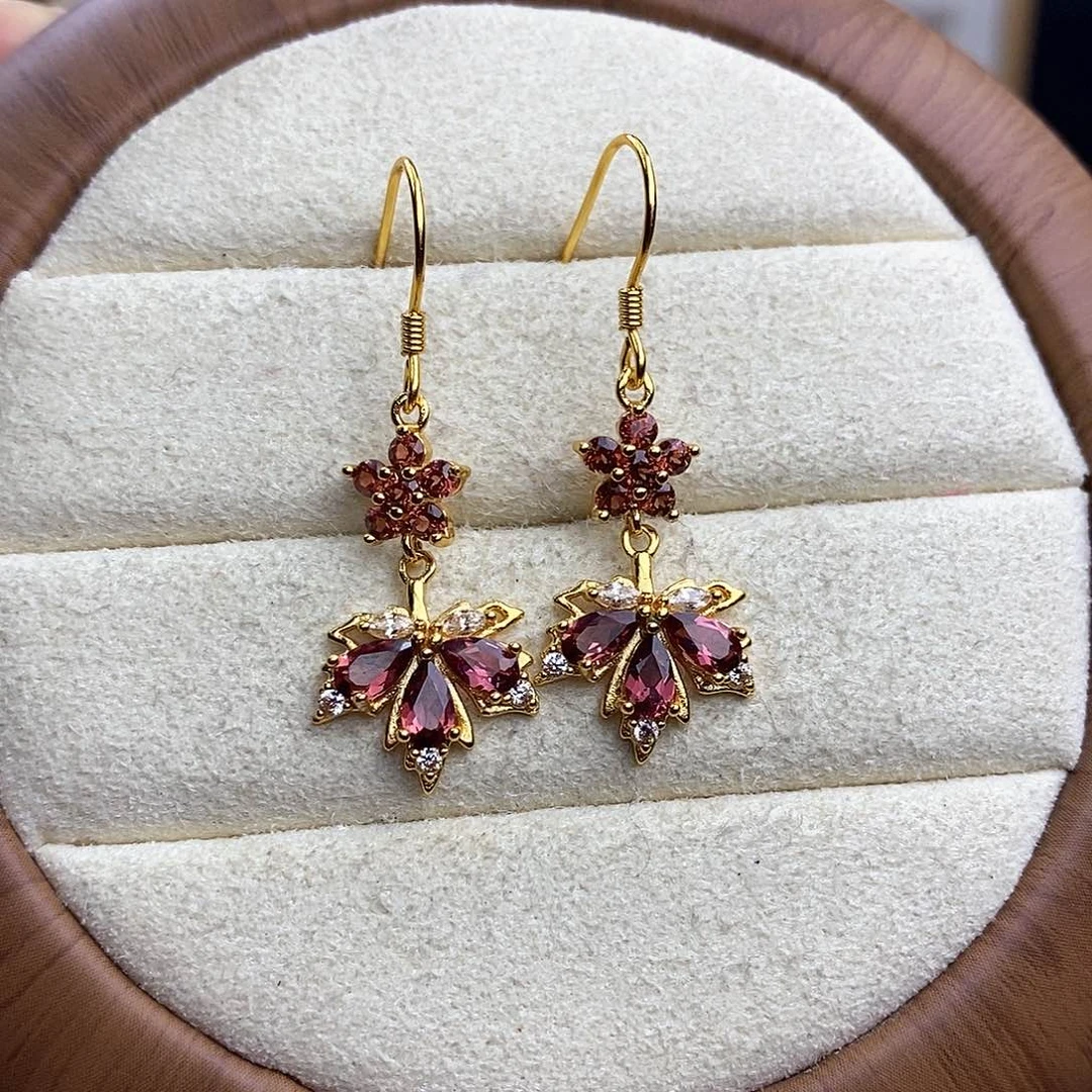 银S925镶嵌耳饰石榴石不含证书