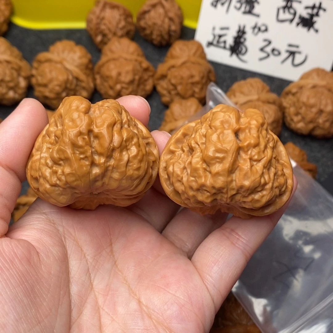 文玩核桃把件城*蛤蟆42