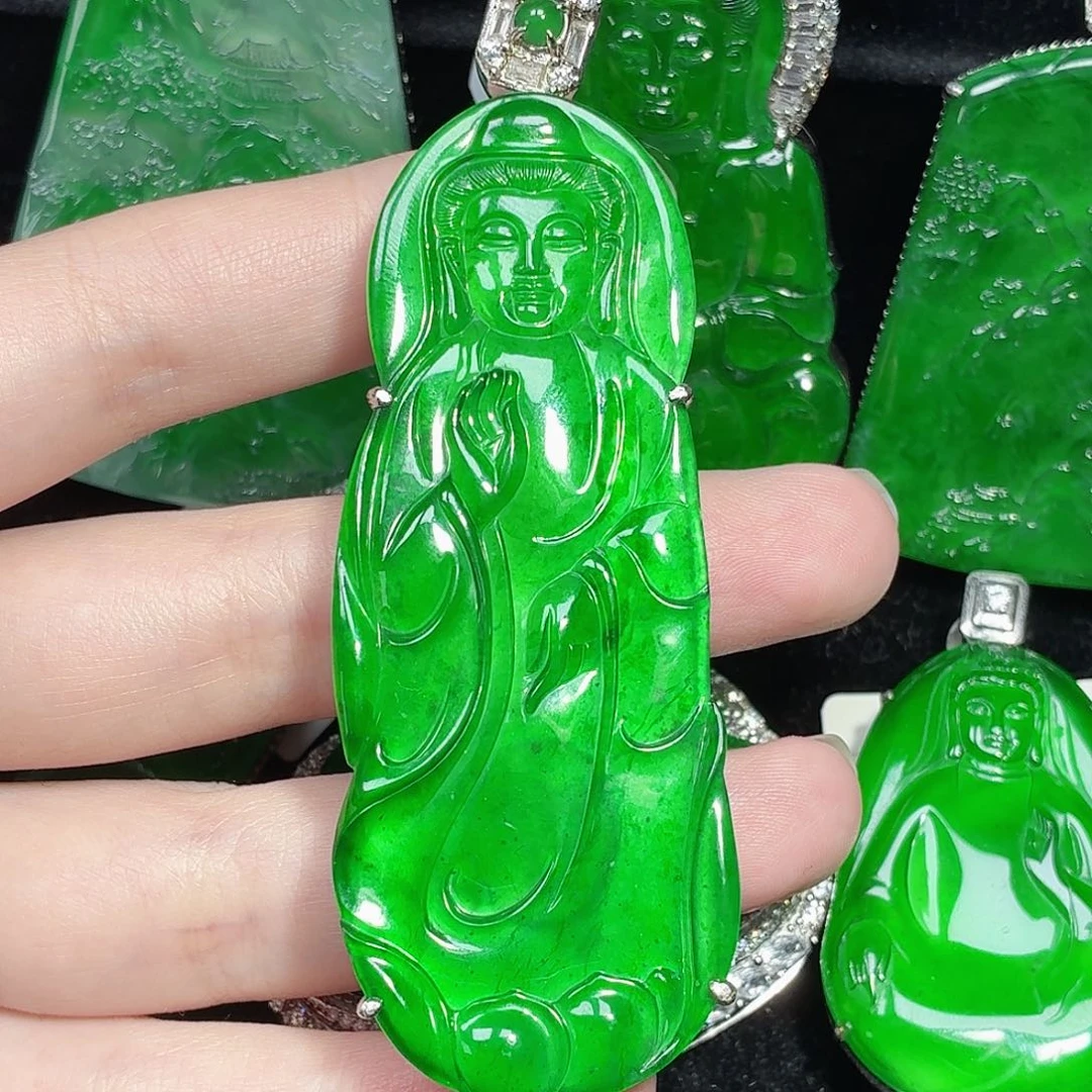 翡翠未镶嵌颈饰天然A货翡翠